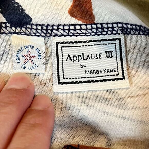 Applause III By Marge Kane Floral Blouse - Picture 8 of 10